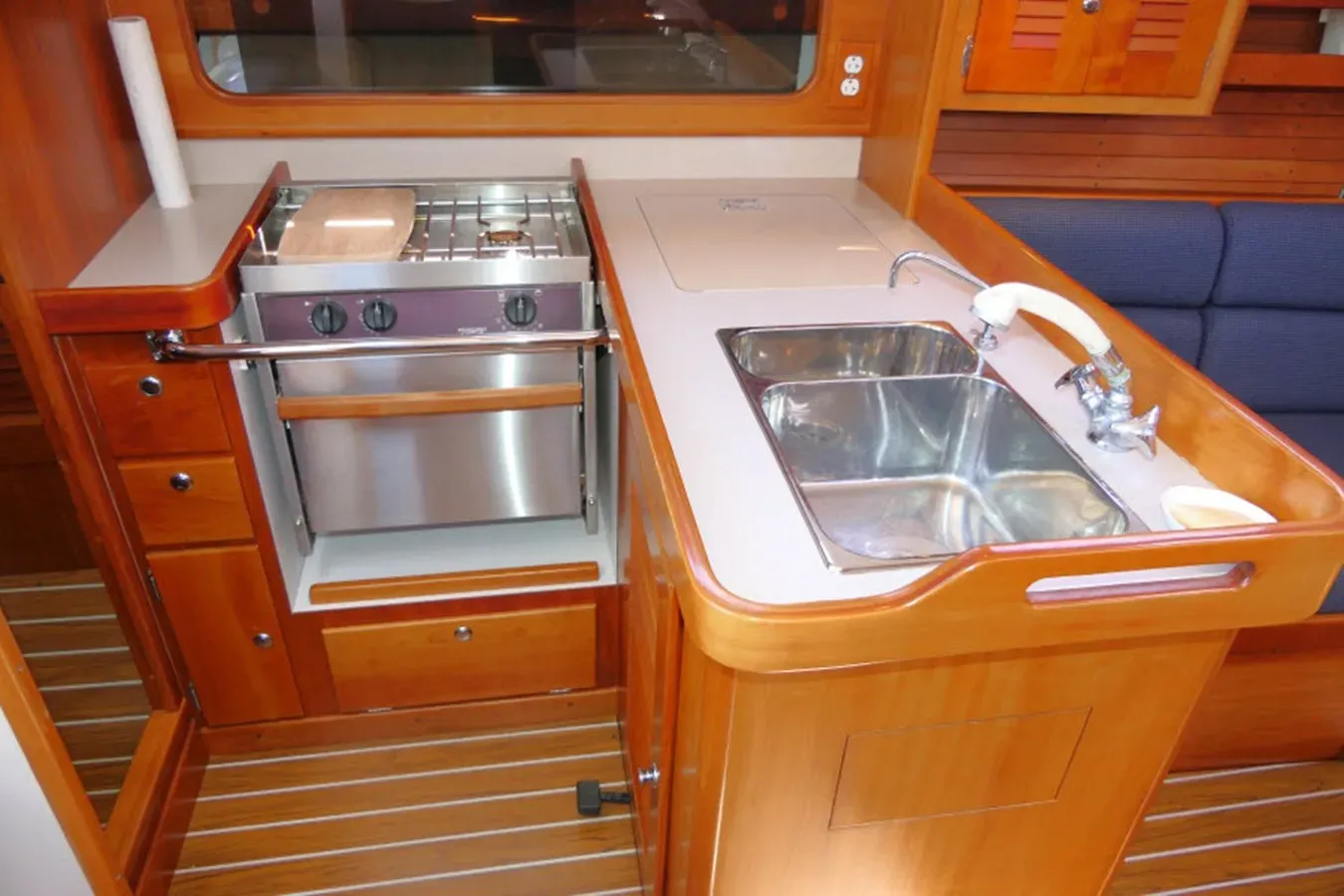 Buy a yacht OBLIO - J BOATS