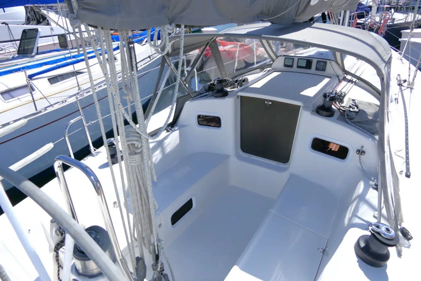 Buy a OBLIO 35 at Shestakov Yacht Sales