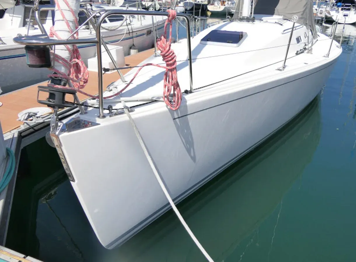 best yacht sales deals OBLIO - J BOATS