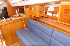 Buy a OBLIO - J BOATS at Shestakov Yacht Sales