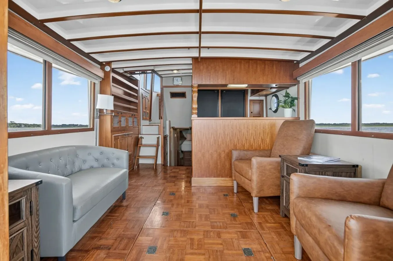 Buy a Nirvana 1988 at Shestakov Yacht Sales