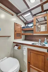 Buy a yacht Nirvana