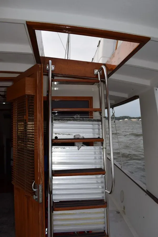 Buy a yacht TURIYA 1993