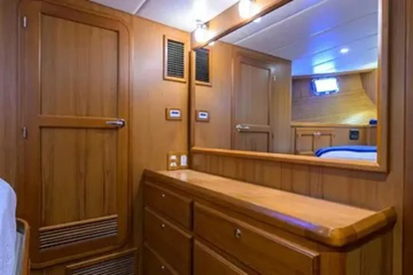 RUFOUS yacht sale