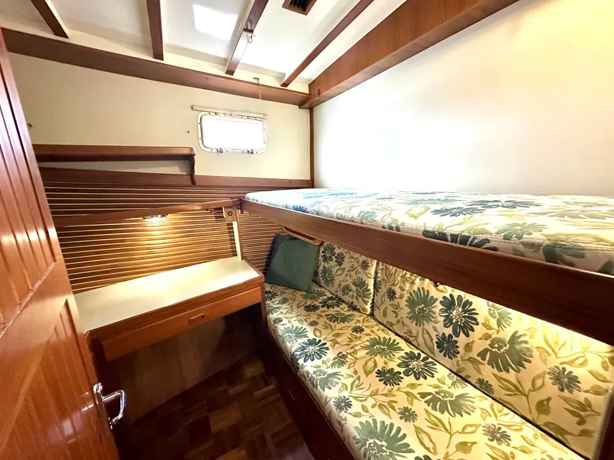 Buy a DREAM WEAVER 48 Whaleback at Shestakov Yacht Sales