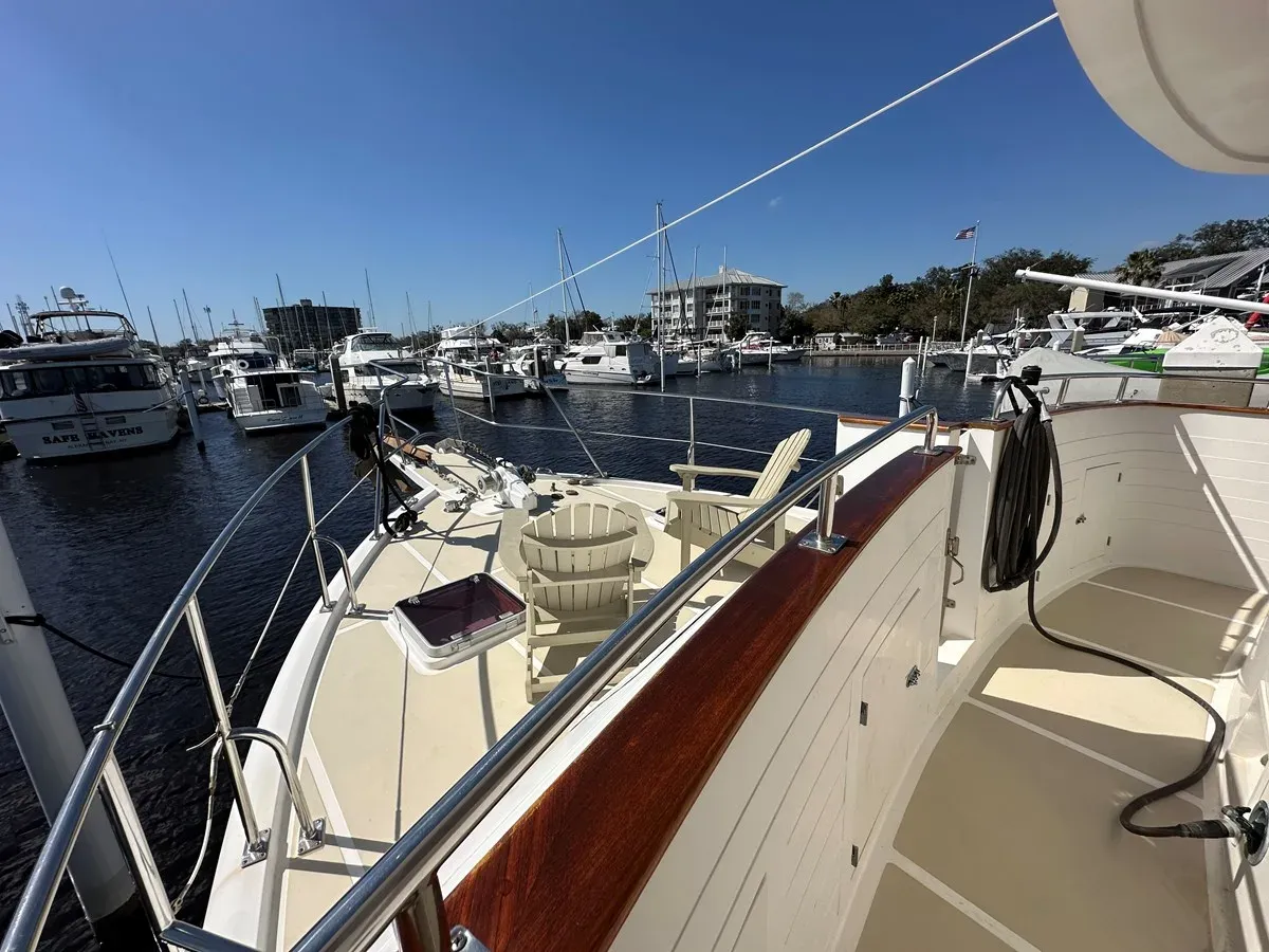 best yacht sales deals DREAM WEAVER 48 Whaleback