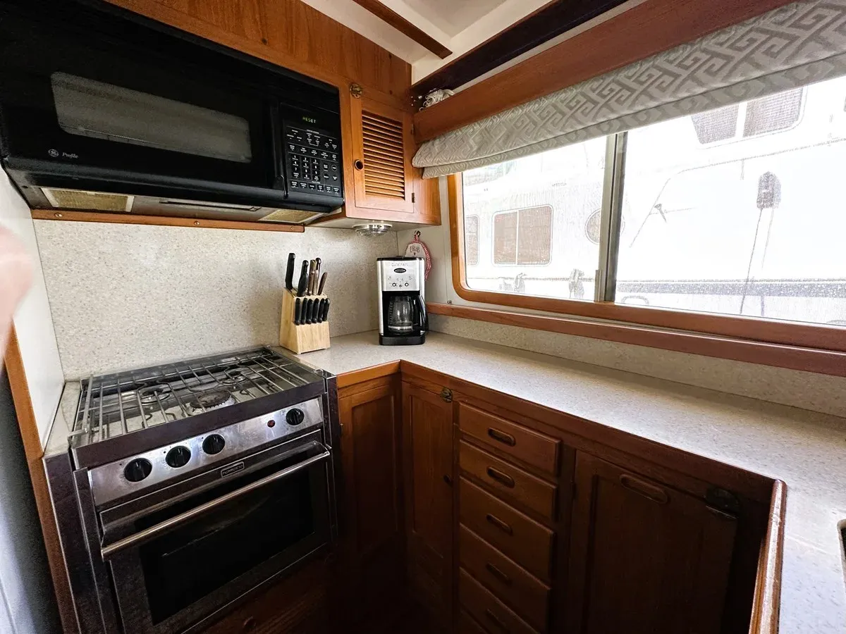 best yacht sales deals DREAM WEAVER