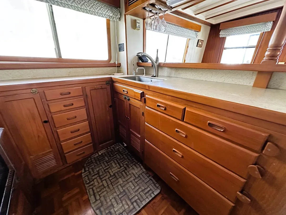 the best price on DREAM WEAVER 48