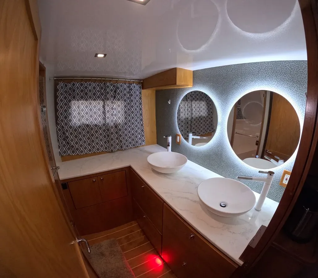 Buy a SOPHIA ROSE 50 Open at Shestakov Yacht Sales