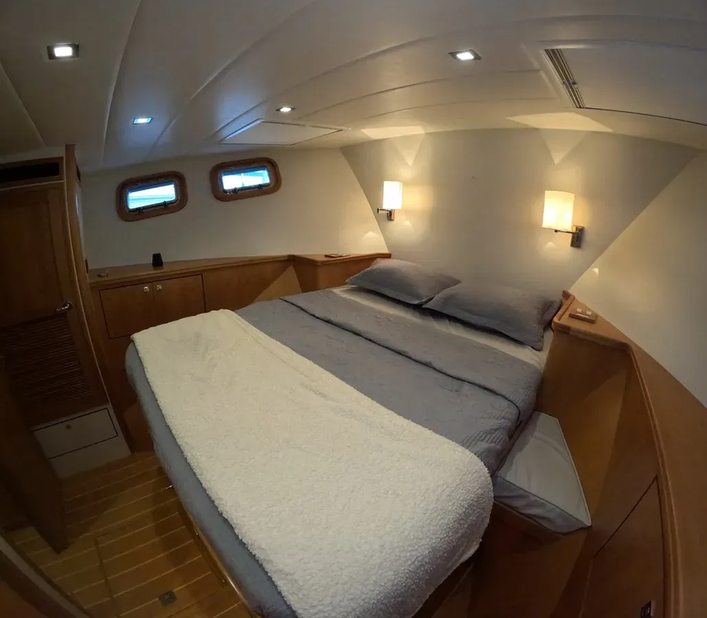 the best price on SOPHIA ROSE 50 Open