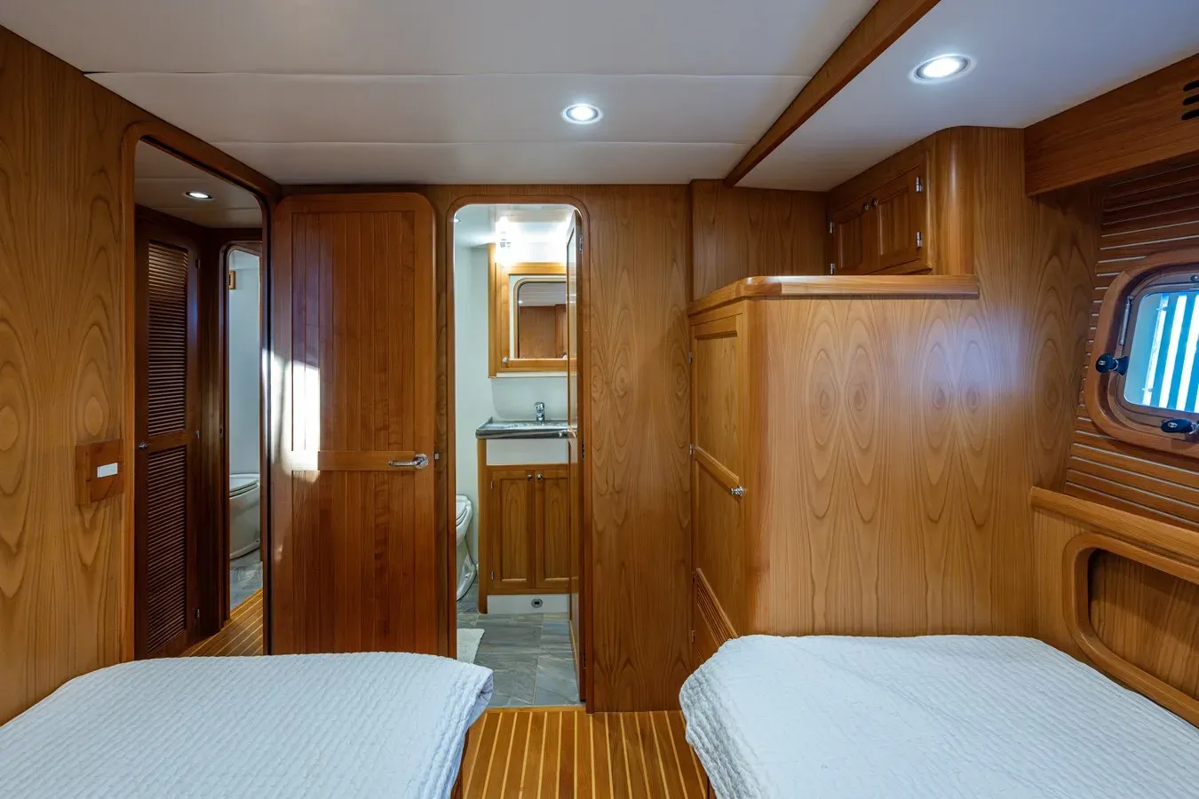 WIND KNOT - KROGEN yacht sale