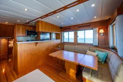 the best price on WIND KNOT 57