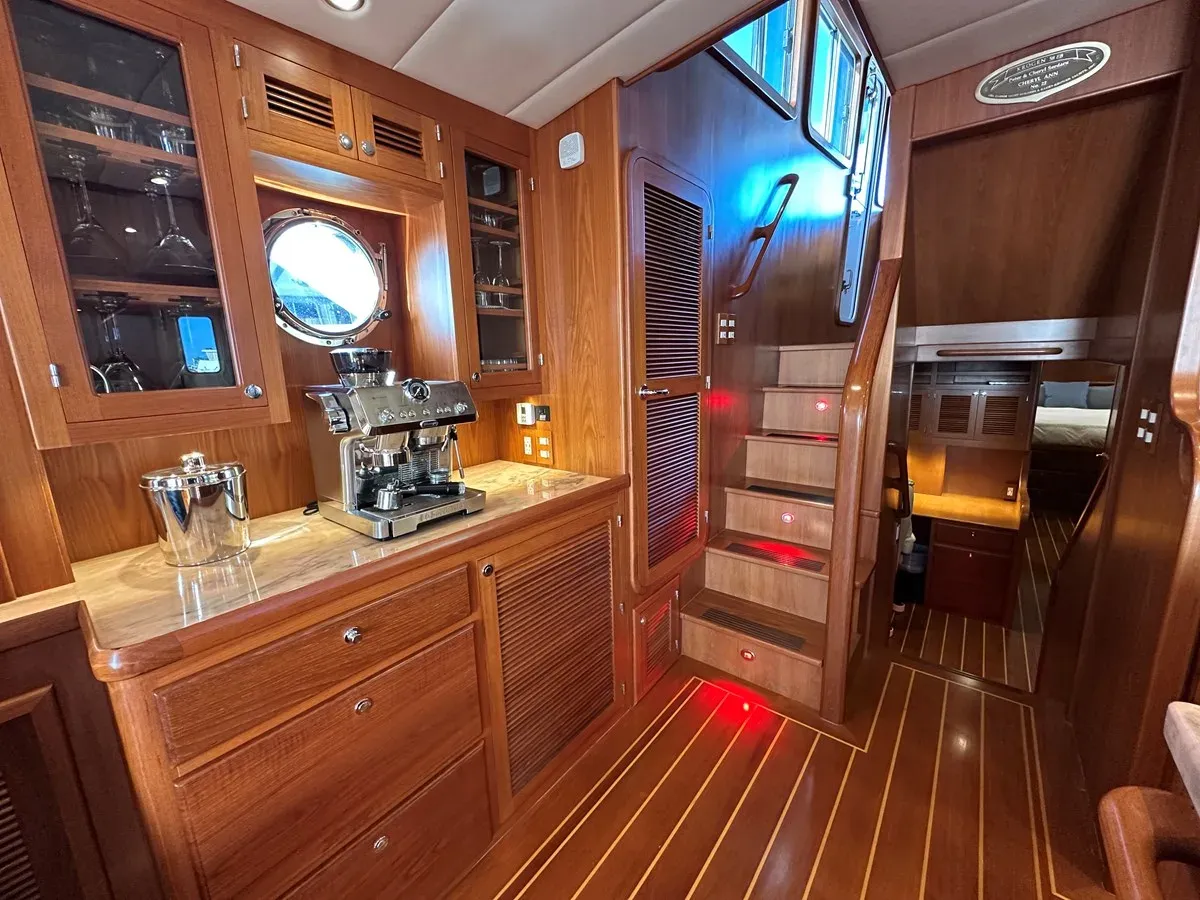 Стоимость яхты ADAIR 58EB