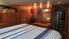 MANDEVILLA 48 yacht sale