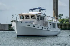 Купить яхту GRACE FULL LIVING 48 в Shestakov Yacht Sales