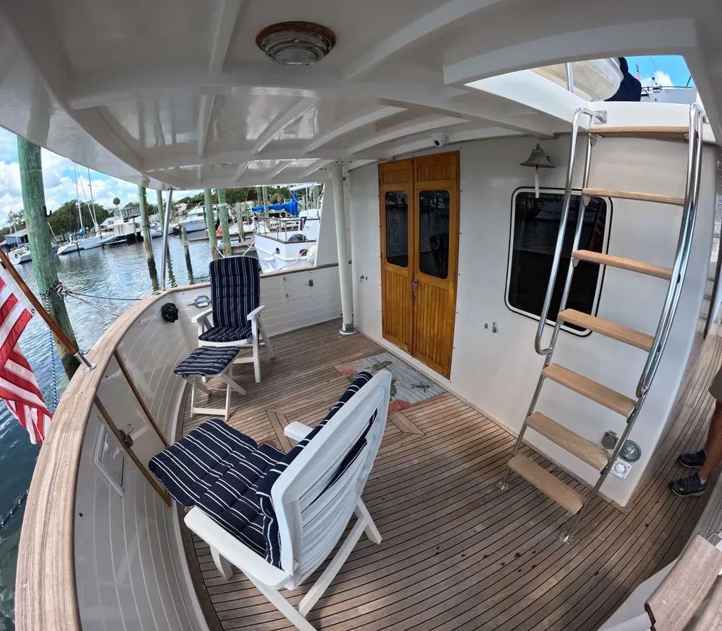 Buy a STILL WATERS - KROGEN at Shestakov Yacht Sales