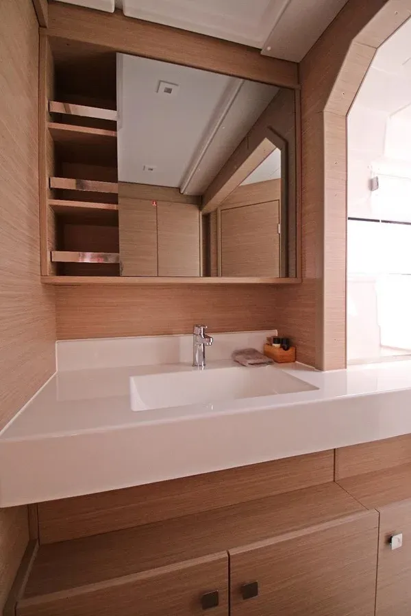 Buy a yacht Lagoon 43 2025
