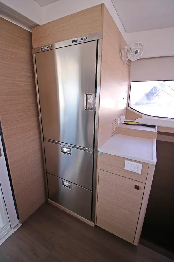 Lagoon 43 - Lagoon yacht sale