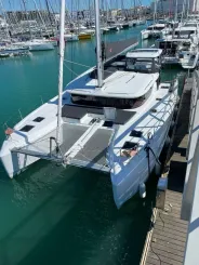 best yacht sales deals Lagoon 43 - Lagoon