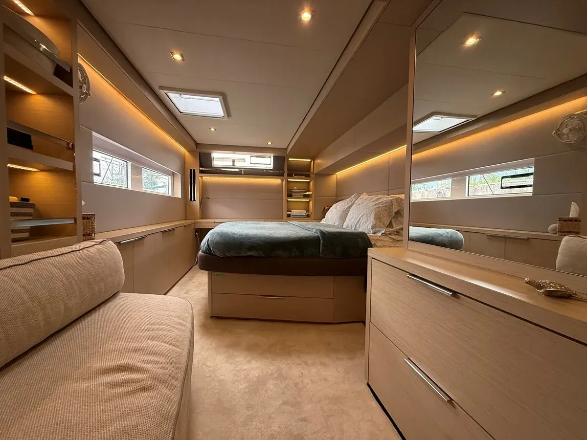 Buy a Endless Knights 55 at Shestakov Yacht Sales