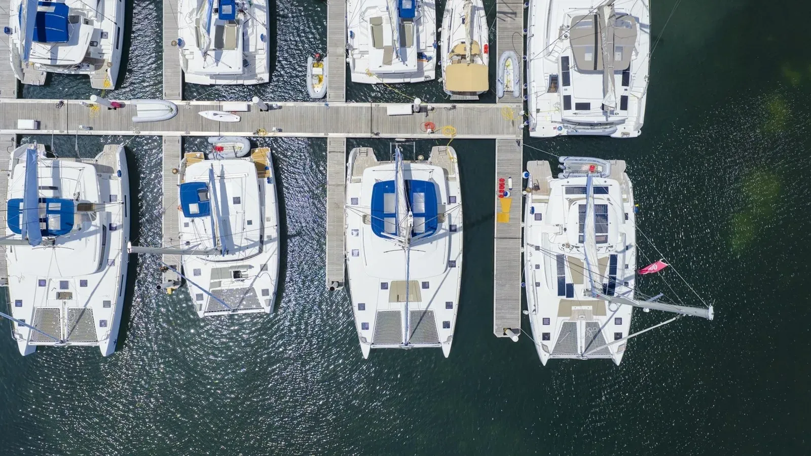 Купить яхту HAPPY OURS - Lagoon в Shestakov Yacht Sales