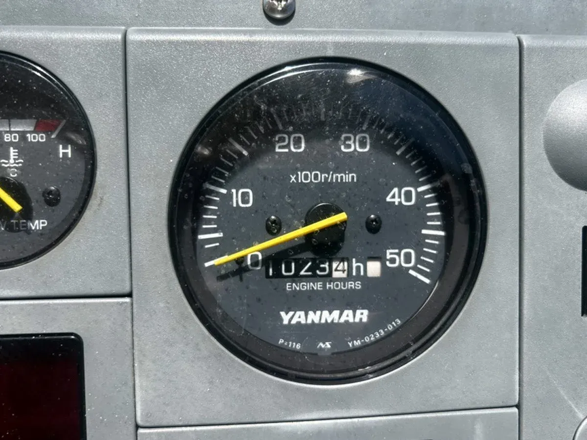Buy a VALHALLA 28 Express Cruiser at Shestakov Yacht Sales