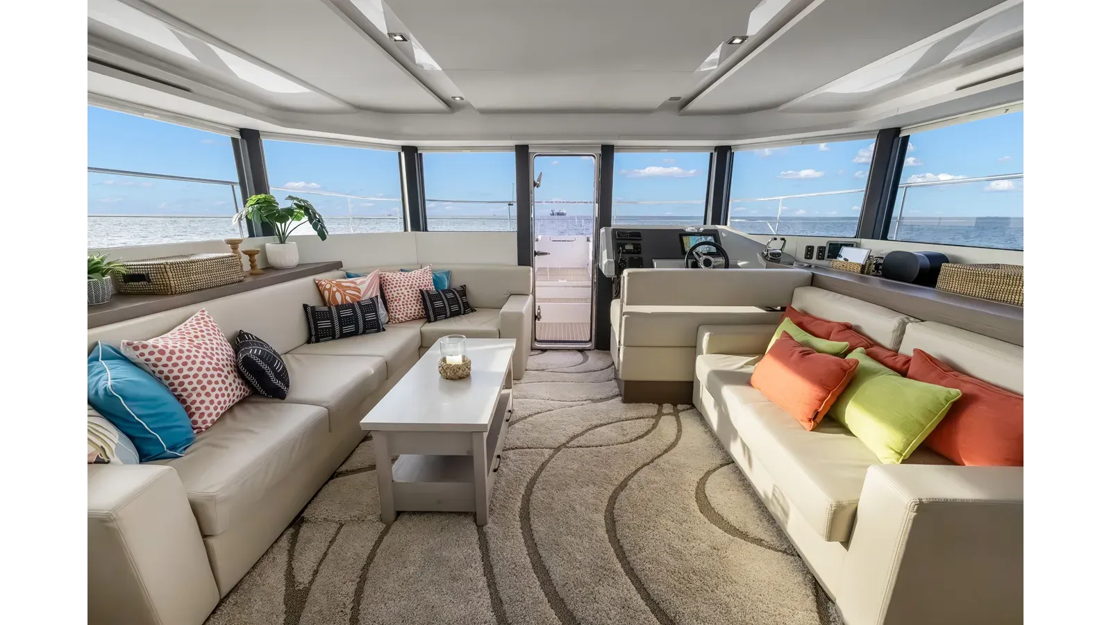 Buy a yacht ONWARD