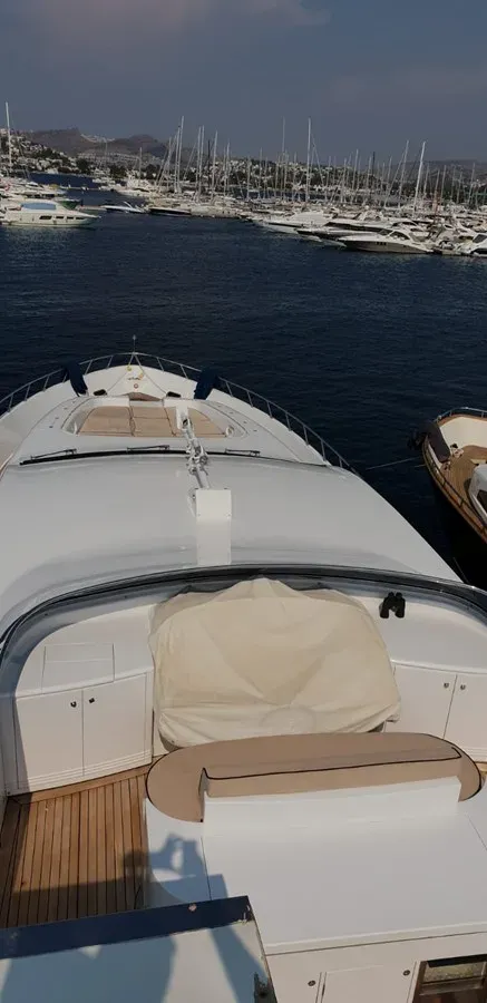 LEOPARD 105 ft price