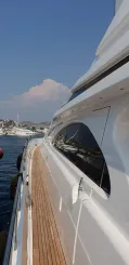 the best price on LEOPARD 105 ft