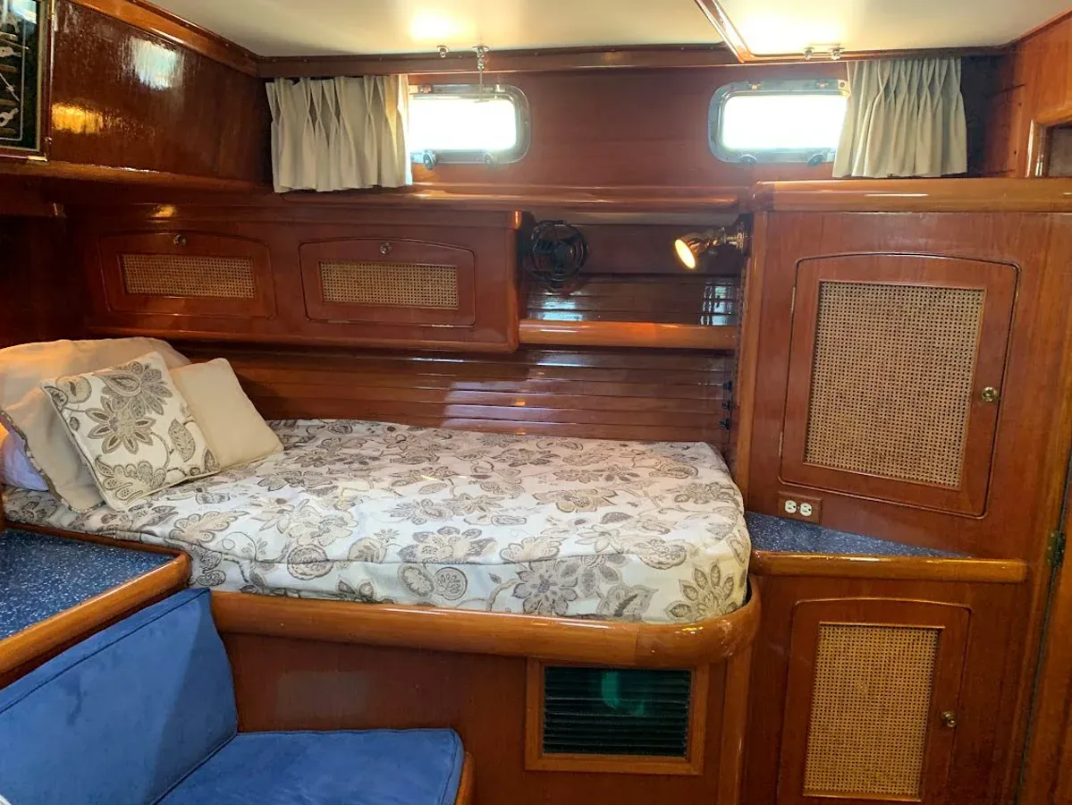 Buy a BRISE DE MER - LITTLE HARBOR at Shestakov Yacht Sales