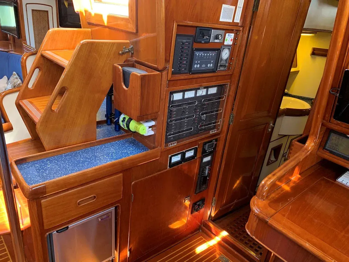 Buy a yacht BRISE DE MER 53