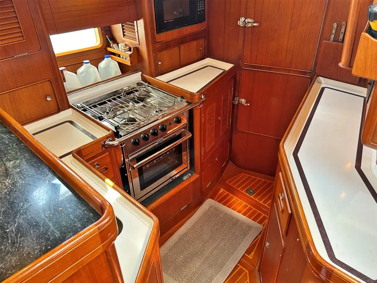 BEAU GESTE 61 yacht sale