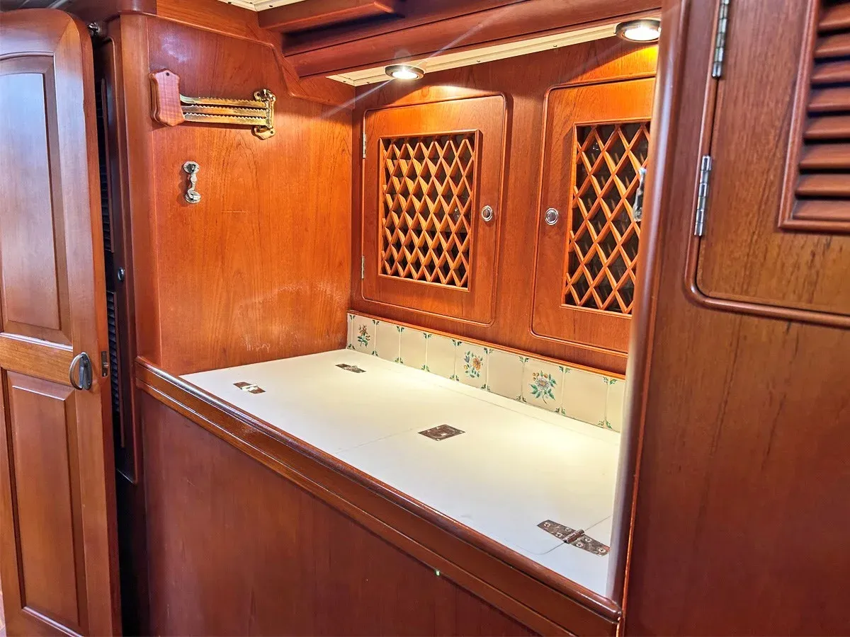 Buy a yacht BEAU GESTE