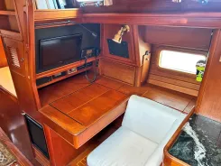 best yacht sales deals BEAU GESTE 60