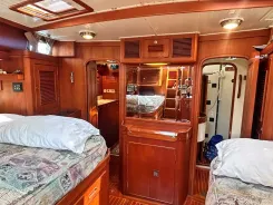the best price on BEAU GESTE - LITTLE HARBOR