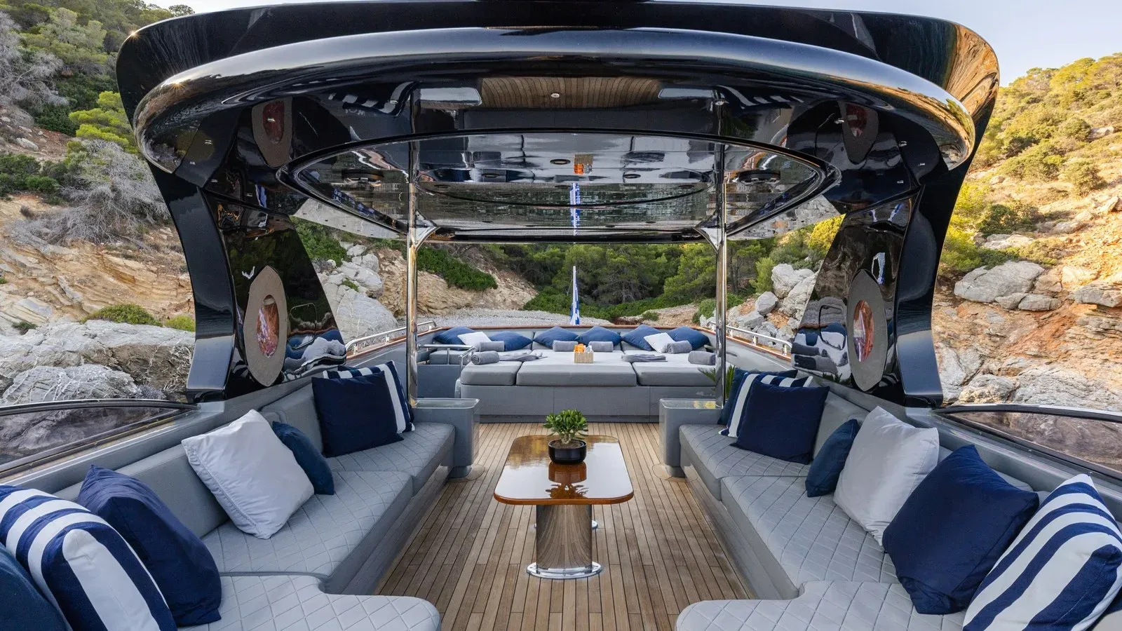 Стоимость яхты GREY WOLF Maiora 33DP