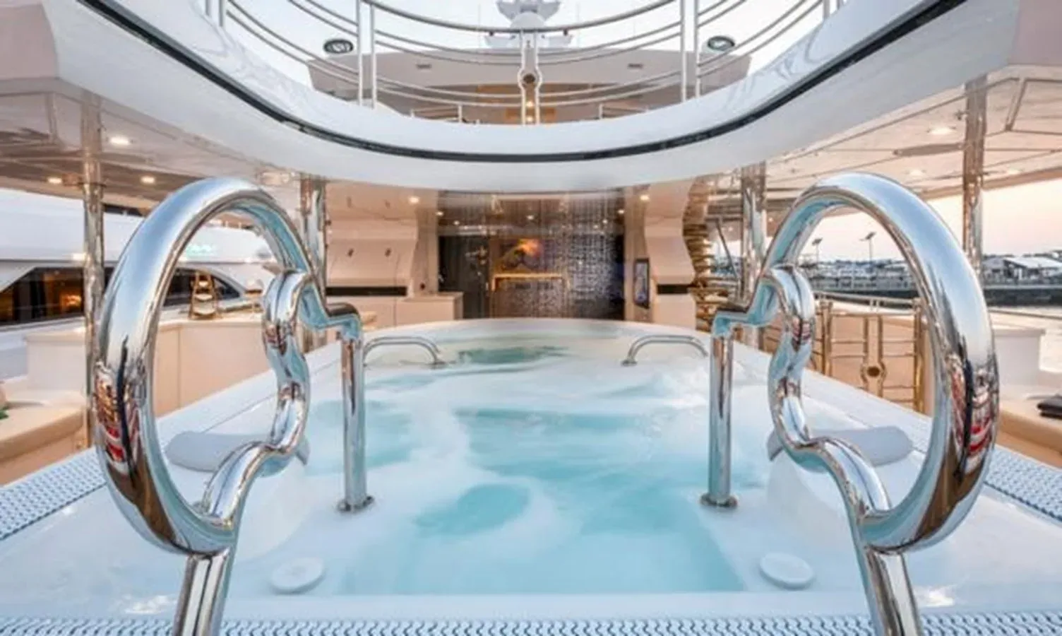 best yacht sales deals Atlantis 156