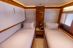 Buy a yacht Atlantis 156