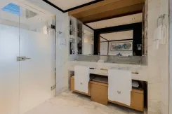 Buy a yacht Majeesty 120 123