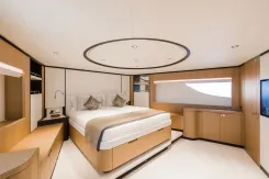 the best price on Majeesty 120 123