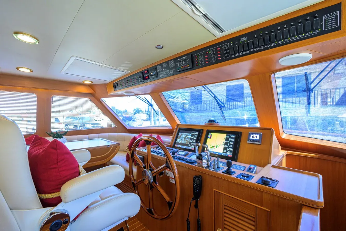 Buy a ARTFUL DODGER at Shestakov Yacht Sales