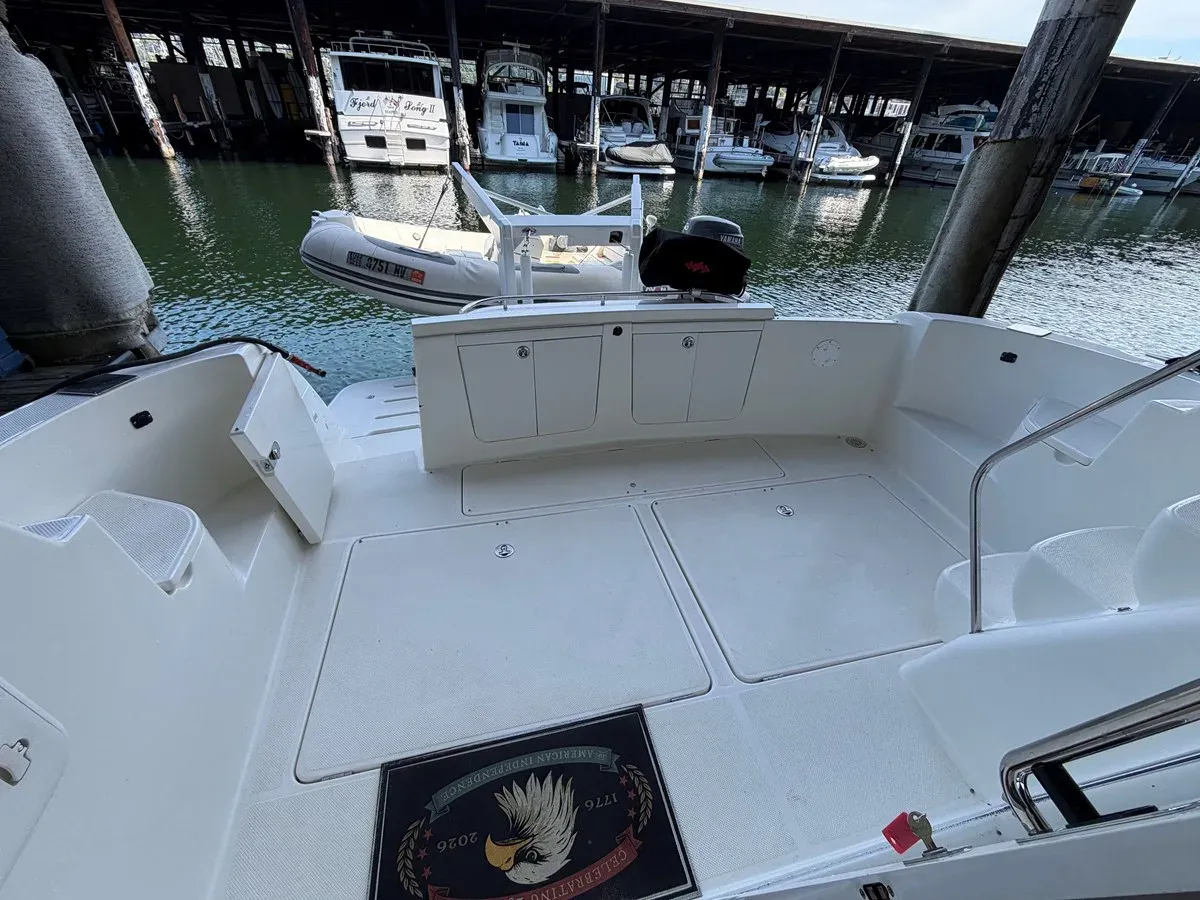 MATHEW - Meridian yacht sale