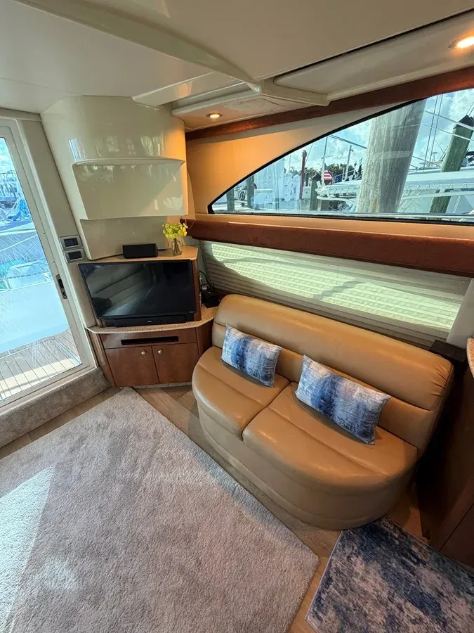 Buy a 341 express 2006 at Shestakov Yacht Sales