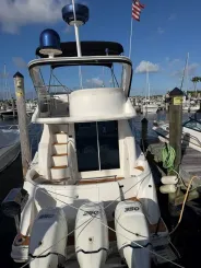 Buy a 341 express - Meridian at Shestakov Yacht Sales