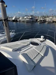 Buy a yacht 341 express 35