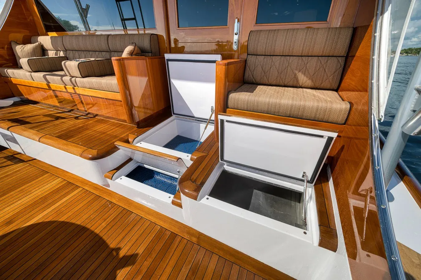 Buy a yacht COEMOTION - MERRITT BOAT WORKS