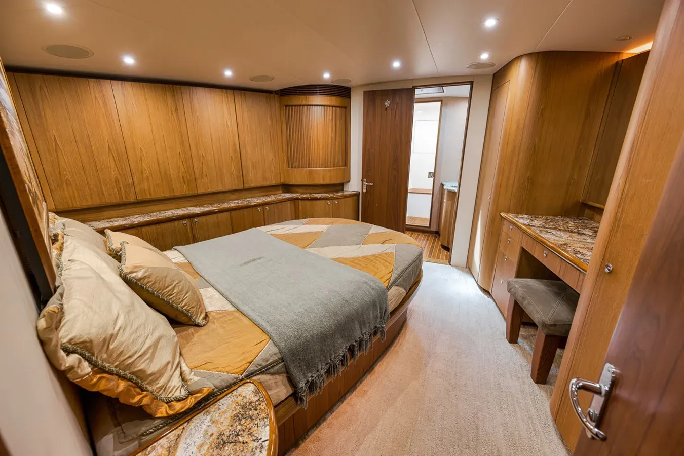 Buy a yacht COEMOTION 1995