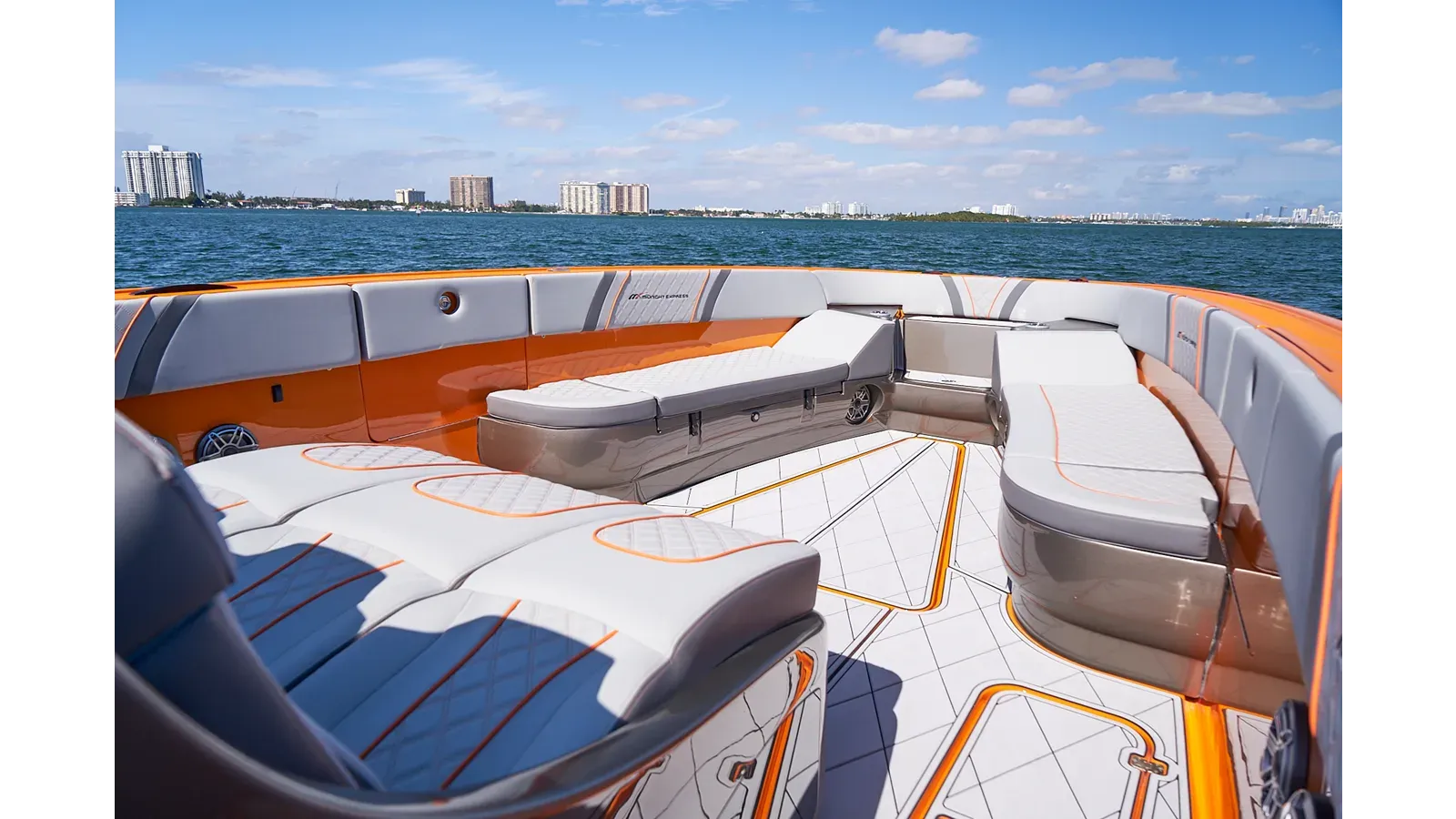 Buy a yacht VA VA VROOM 2020