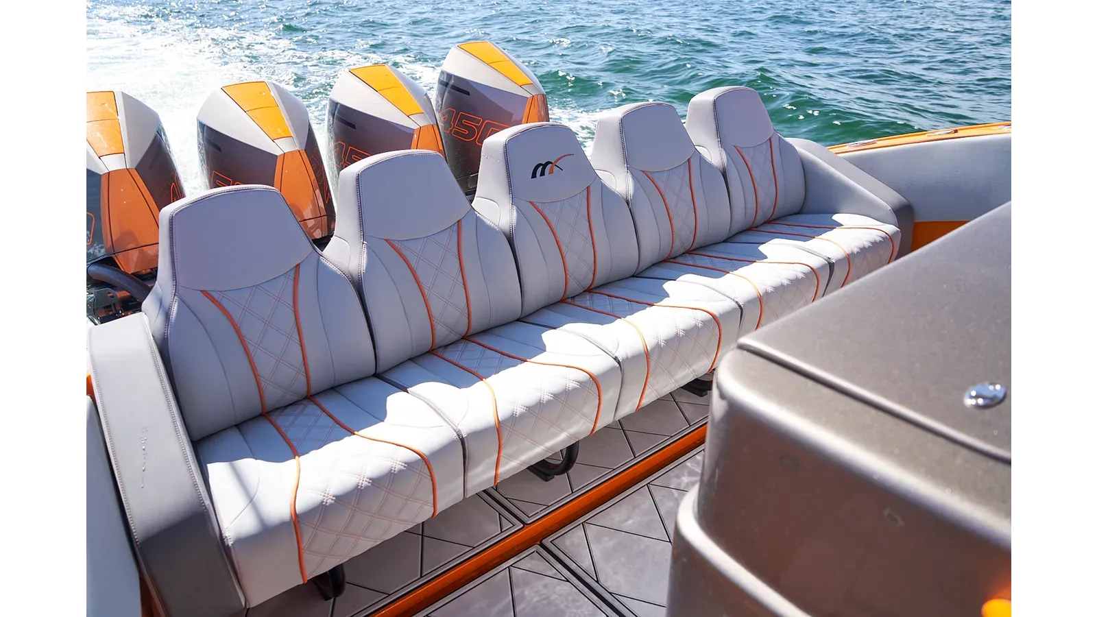 VA VA VROOM - Midnight Express Powerboats yacht sale