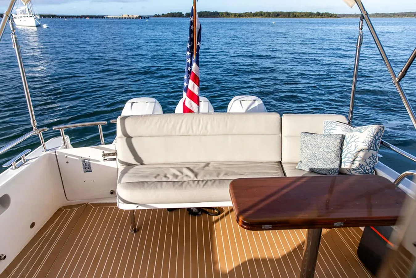 Buy a GOOMBAY 43z at Shestakov Yacht Sales